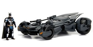 1/24 Justice League Batmobile With Batman-model-kits-Hobbycorner