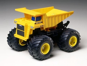 Mammoth Dump Truck With Mini 4WD - 17013-model-kits-Hobbycorner