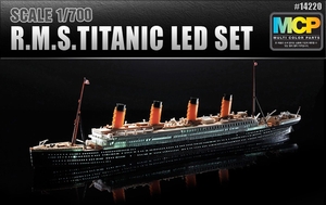 1/700 Titanic with LED Lights - 14220-model-kits-Hobbycorner