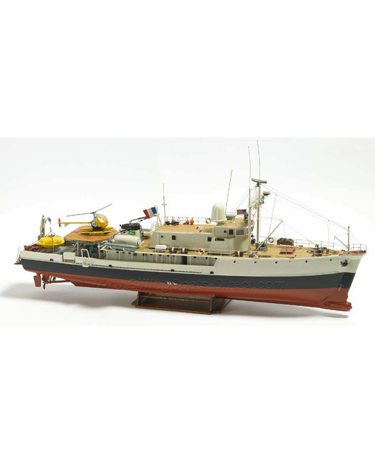 Calypso 1/45 Research Vessel (R/C Capable) - BIL01000560