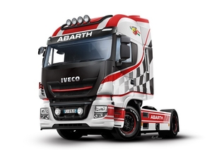 1/24 - Iveco Hi-Way E.5 - Abarth - 3934-model-kits-Hobbycorner