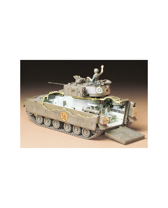 1/35 U.S. M2 Bradley Infantry Fighting Vehicle - 35132