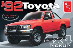 1/20 1992 Toyota 4x4 Pickup Model Kit - 1425-model-kits-Hobbycorner