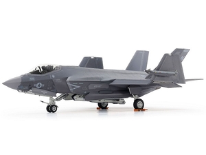1/48 Lockheed Martin F-35C Lightning II - 61127-model-kits-Hobbycorner