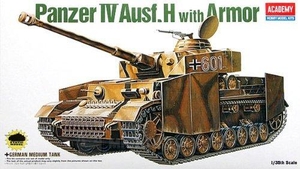 1:35 GERMAN PANZER IV H WITH ARMOUR -  9- 13233-model-kits-Hobbycorner